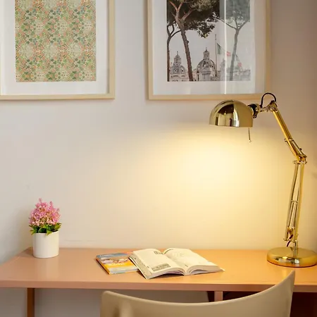 Trastevere 2 Badrooms Design Apartment