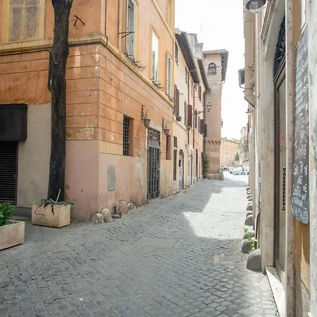 Trastevere 2 Badrooms Design Apartment Rome