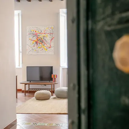 Apartment Trastevere 2 Badrooms Design Rome