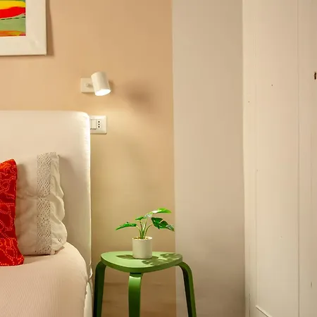 Trastevere 2 Badrooms Design דירה רומא